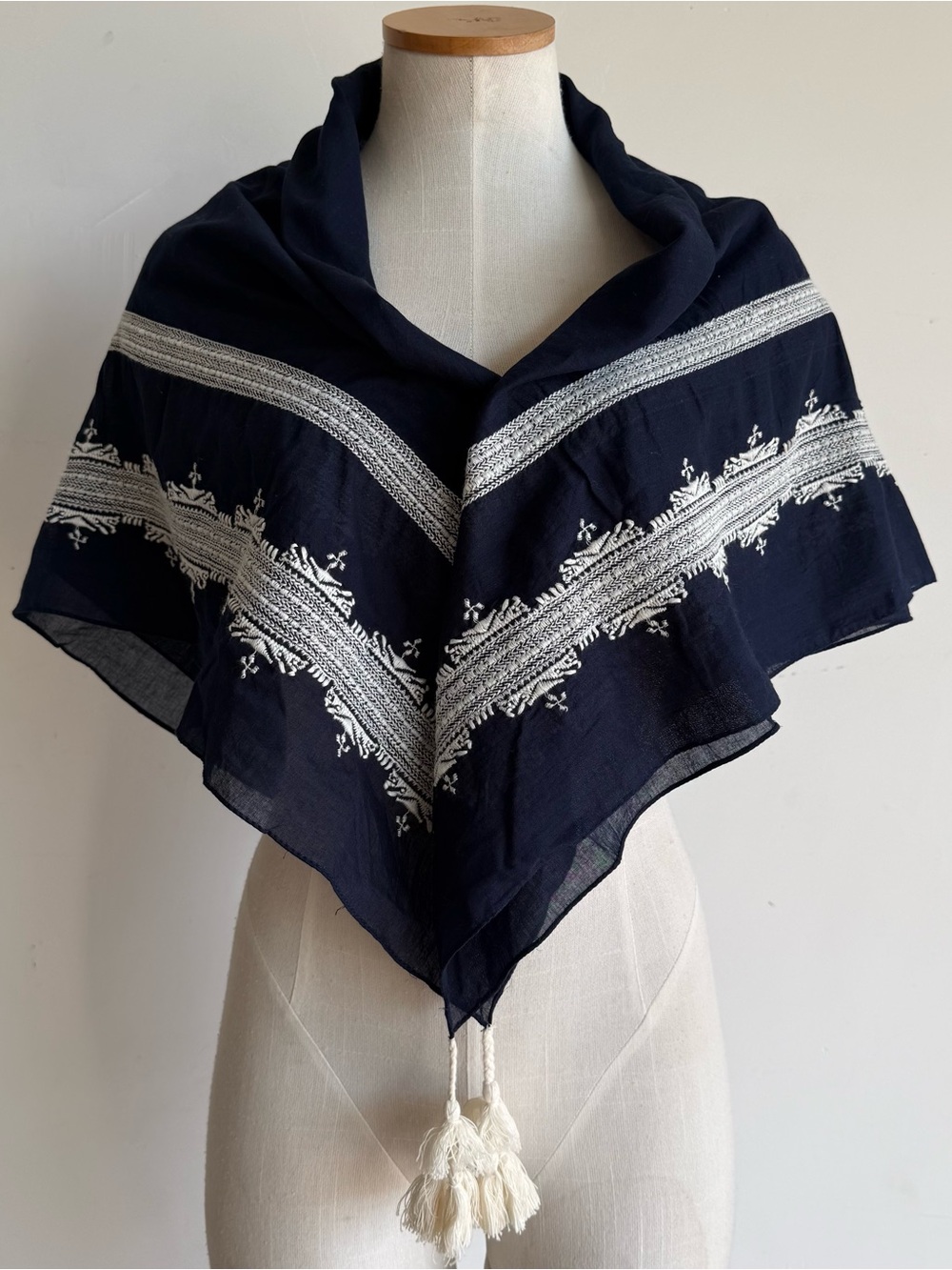 J. Crew Shawl Scarf navy blue White Embroidered Tassels cotton lightweight